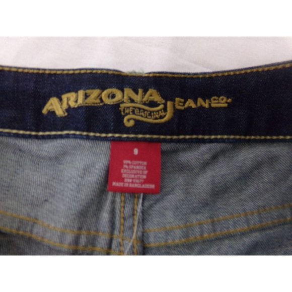 Women's Denim Shorty Arizona Jean Co. Shorts with Cuff size 9 NWT - Picture 3 of 4